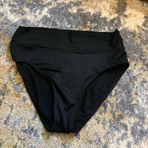 Miracle suit black bottom high waisted size 10